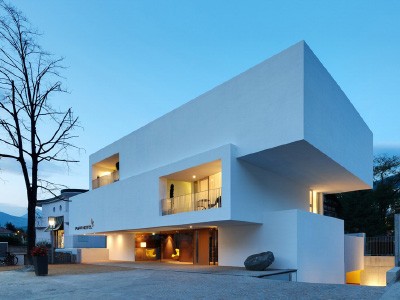 Hotel Staff & Users Management